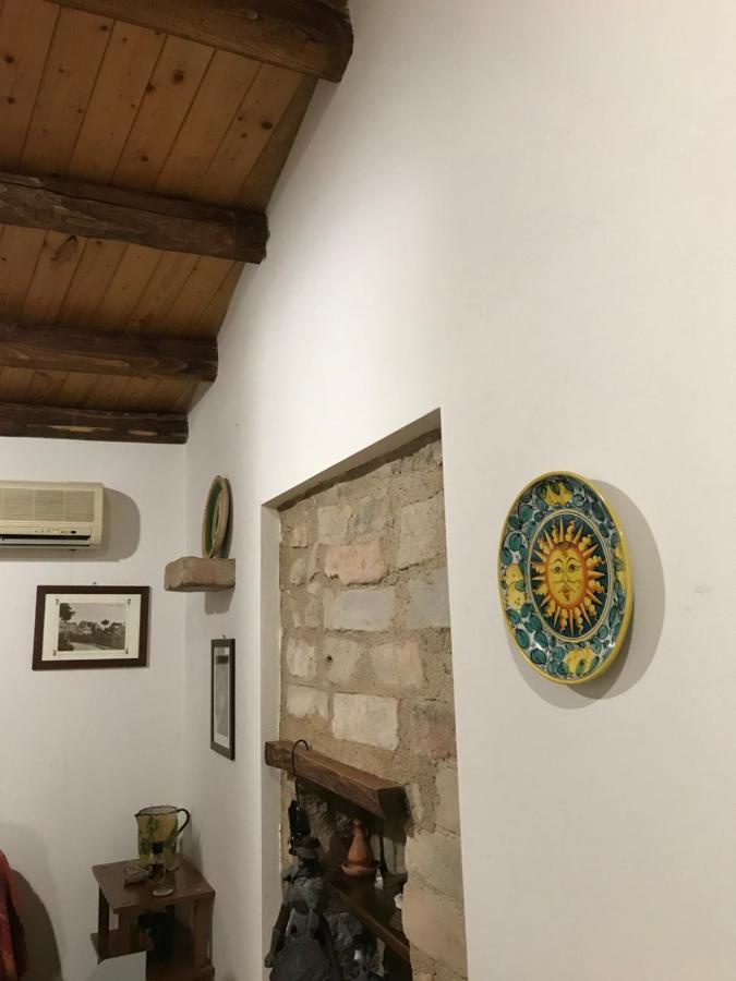 A Casa Di Peppino Villa Greco ティンダリ エクステリア 写真